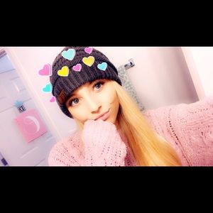 Meet your Posher, Elizabeth